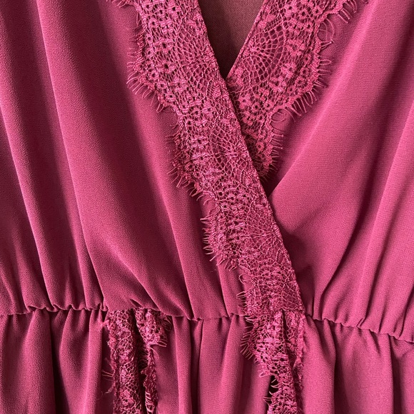 Tobi Longsleeve Romper - Picture 3 of 4